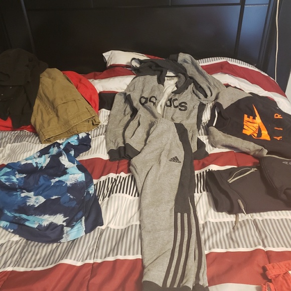 Kids - Picture 1 of 4